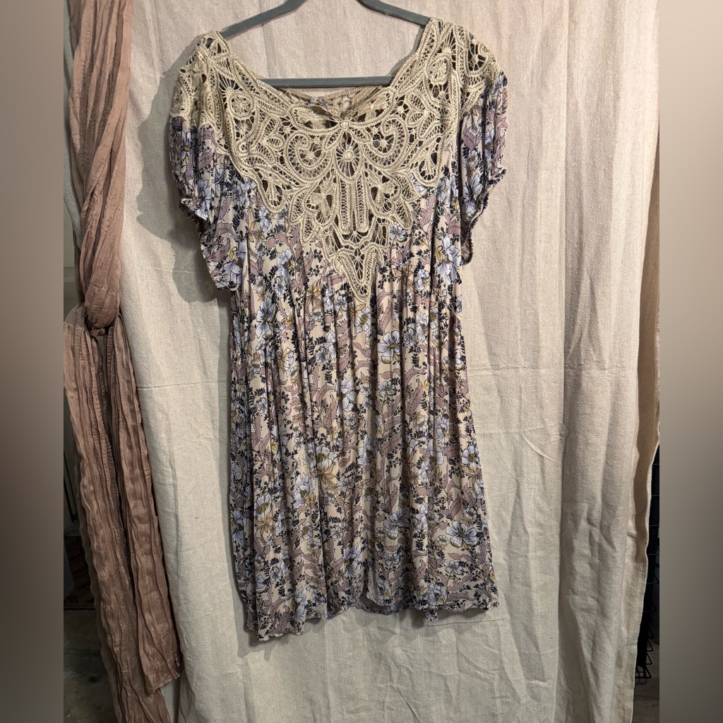 Free People Cream Lace Floral Blouse- Nwot